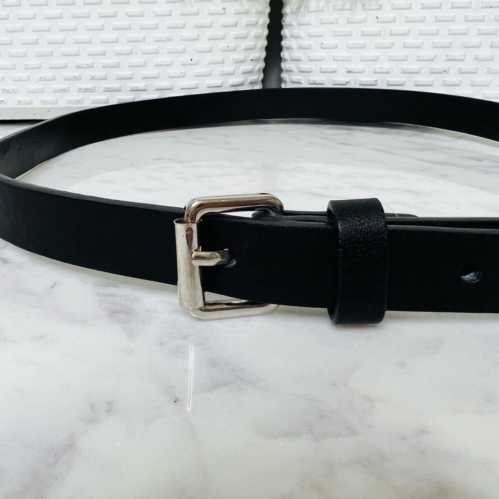 NEW Black Skinny belt - Picture 3 of 3